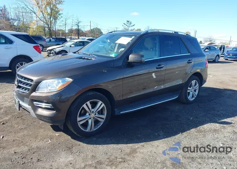 2014 Mercedes-Benz Ml 350 4Matic z USA, uszkodzony, nr VIN 4JGDA5HBXEA379667
